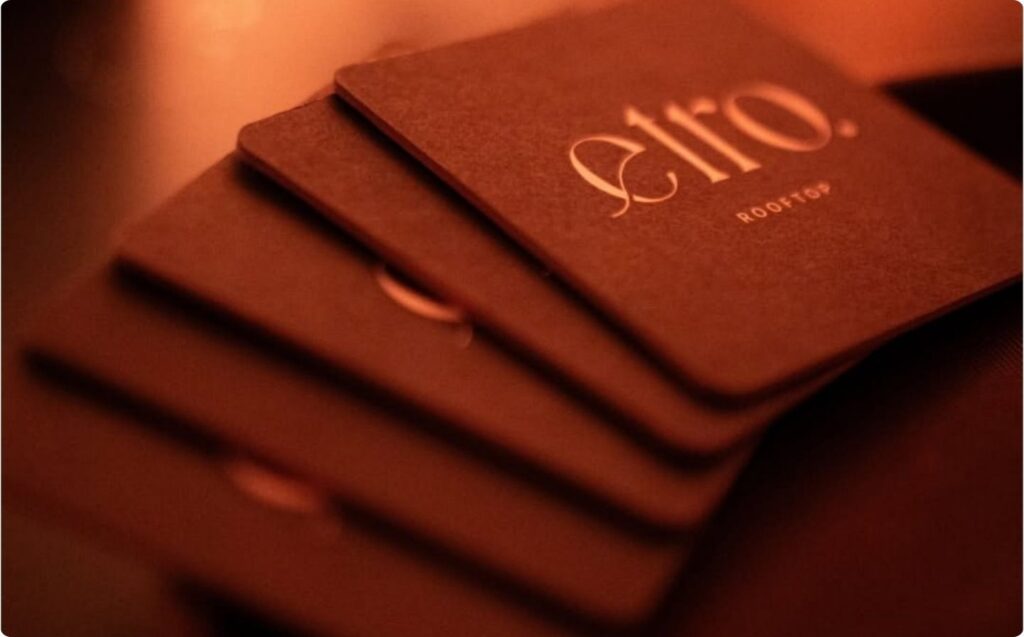 tarjetas de presentación de etro rooftop para eventos.