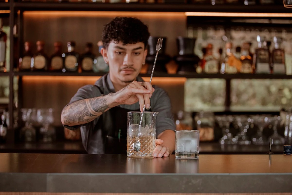Bartender de Etro Rooftop