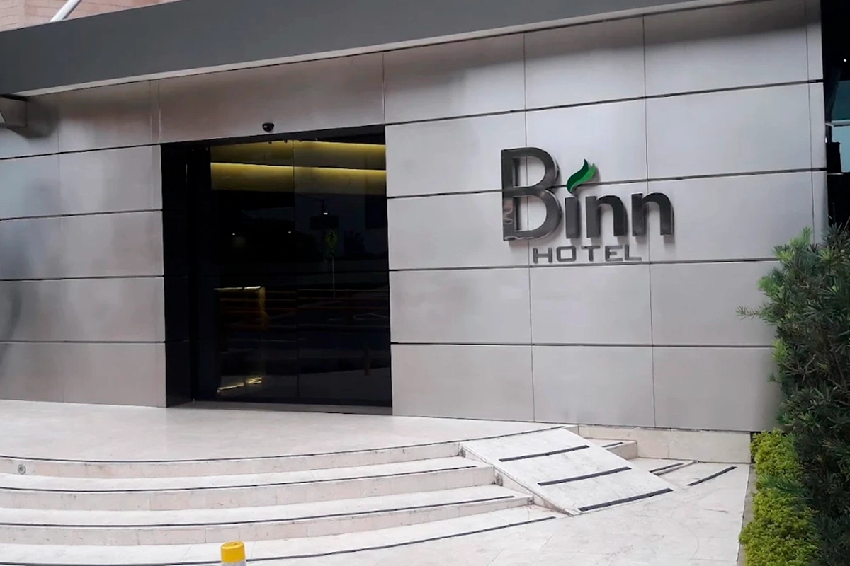 Binn Hotel entrance in El Poblado, the final stop after your airport transfer.