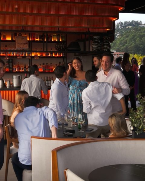 eleve-su-ocasion-espacios-para-eventos-de-lujo-en-binn-hotel-medellin