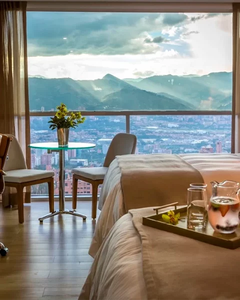 Comfortable hotel room for medical tourism in Medellin, ideal for patient recovery.